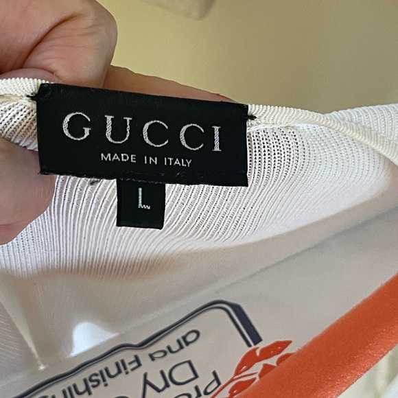 VINTAGE GUCCI LONG SLEEVES TOP💝HP - Picture 12 of 16